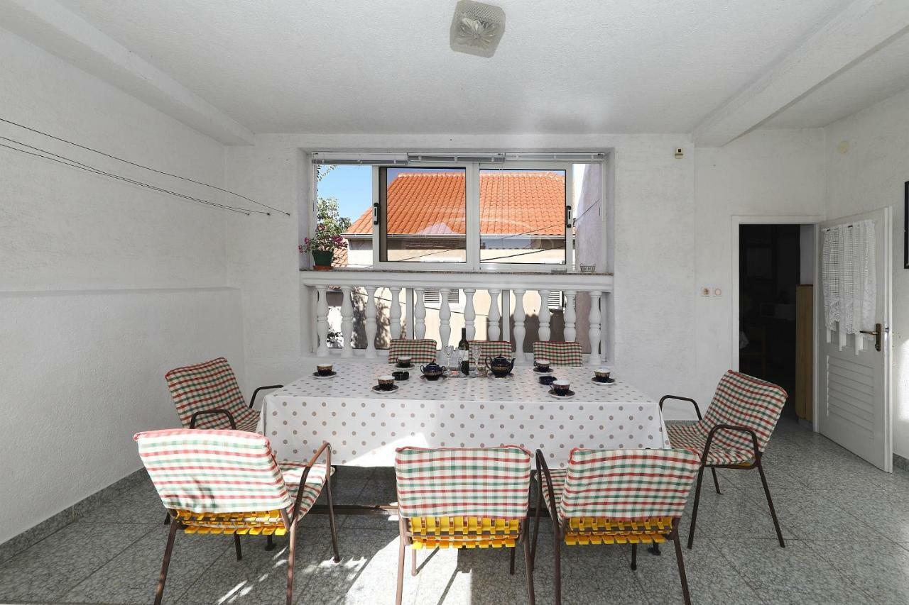 Apartments Vedrana Biograd Na Moru Exterior foto